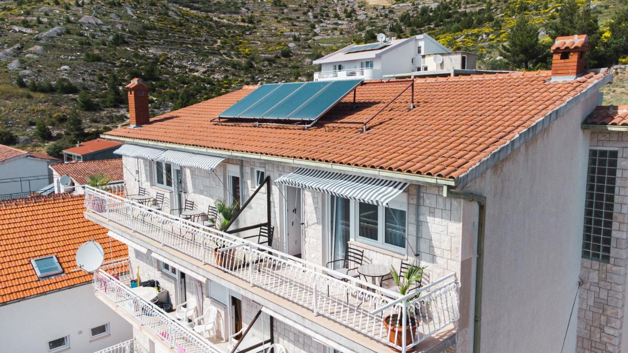 Sea And Mountain View Apartments Дуче Екстер'єр фото