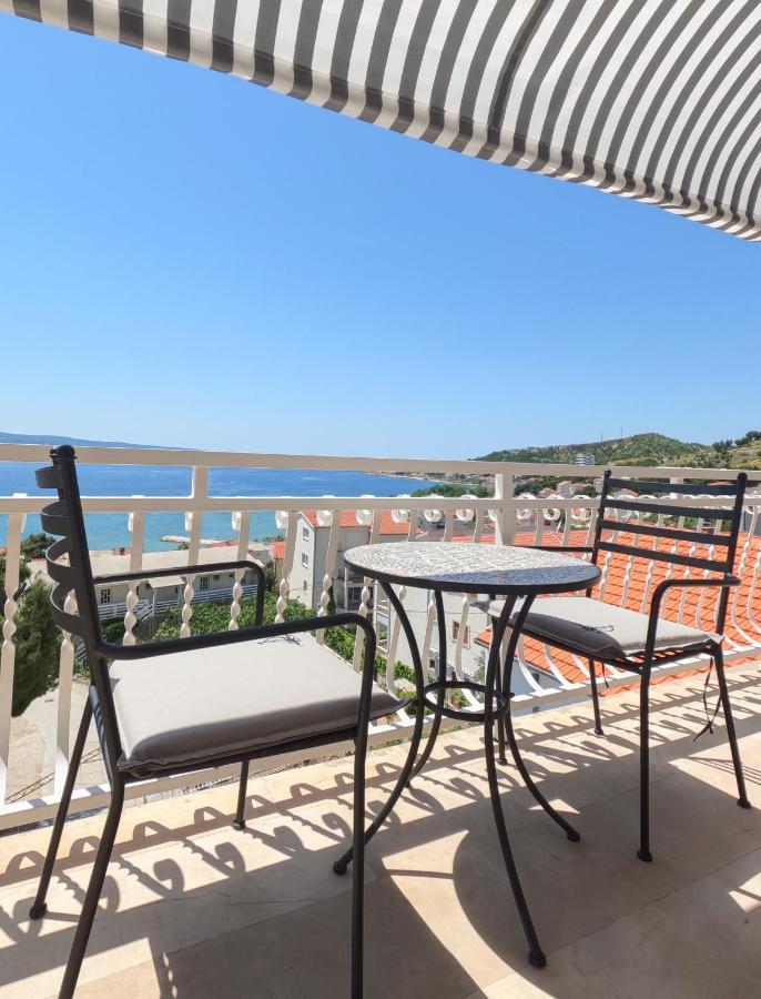Sea And Mountain View Apartments Дуче Екстер'єр фото