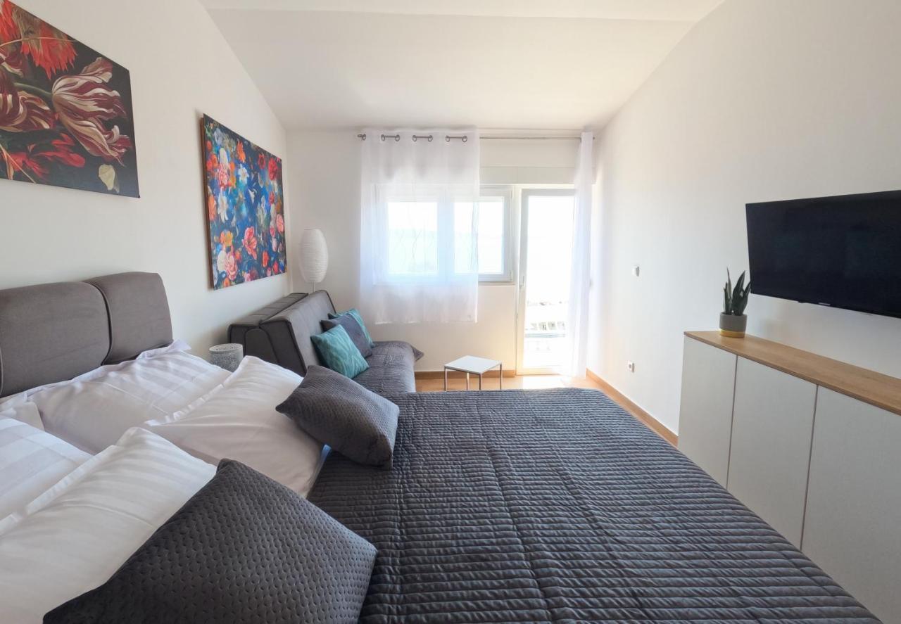 Sea And Mountain View Apartments Дуче Екстер'єр фото