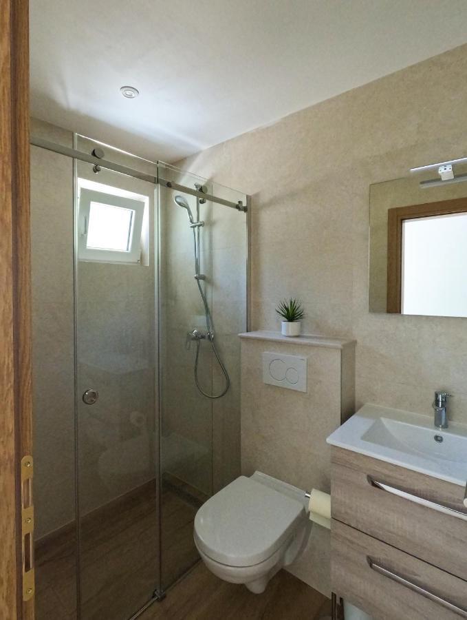 Sea And Mountain View Apartments Дуче Екстер'єр фото