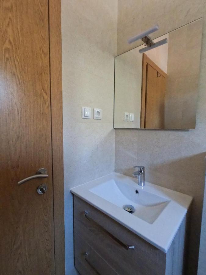 Sea And Mountain View Apartments Дуче Екстер'єр фото